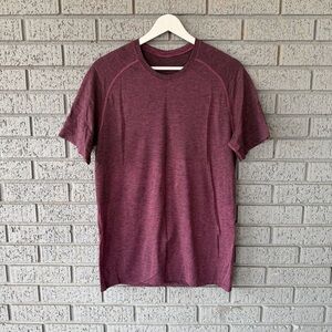 Lululemon Athletica Metal Vent Tech Short Sleeve Shirt Mens Size Small